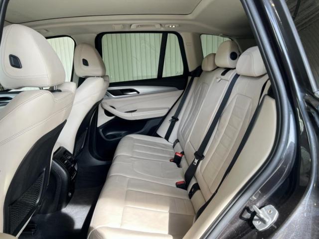 Bmw X3 image 8