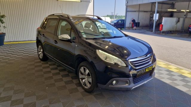 Peugeot 2008 image 6
