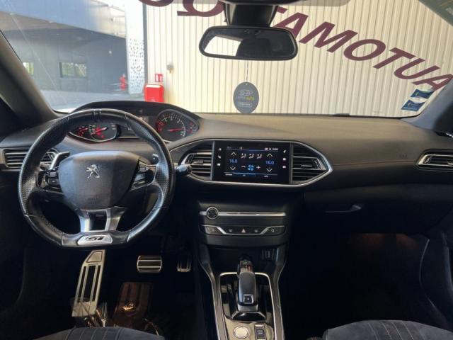 Peugeot 308 image 2