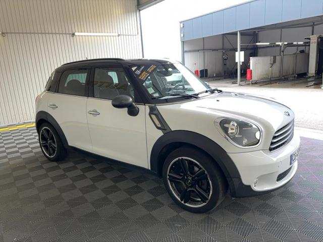 Mini Countryman image 2