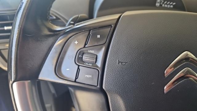 Citroen C4 Picasso image 9