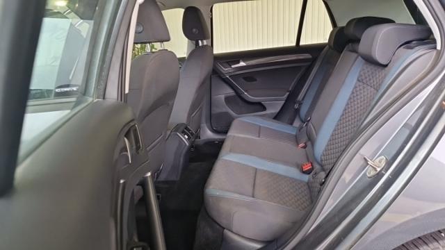 Volkswagen Golf image 4