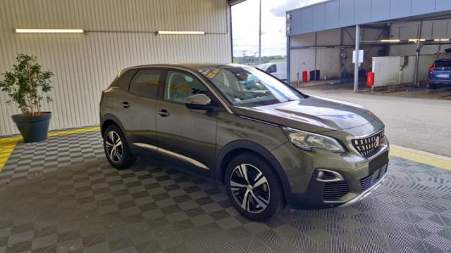 Peugeot 3008 image 9