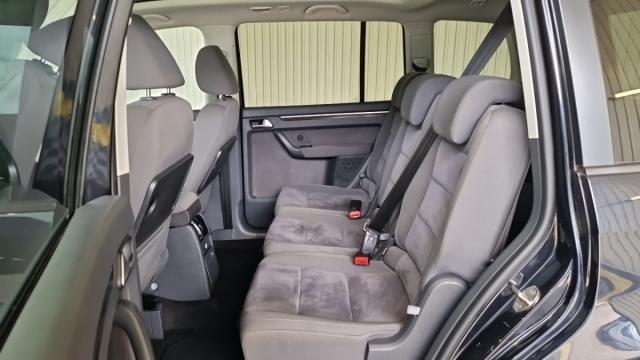 Volkswagen Touran image 7