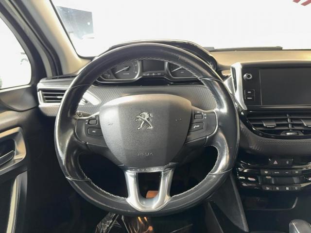 Peugeot 2008 image 4
