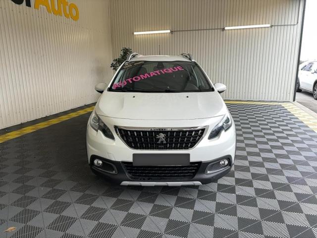 Peugeot 2008 image 6