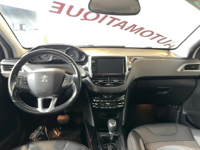 Peugeot 2008 image 5