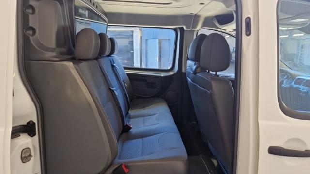 Citroen Jumpy image 8