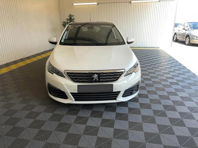 Peugeot 308 image 8