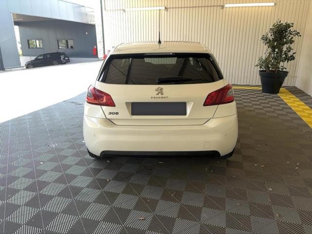 Peugeot 308 image 7