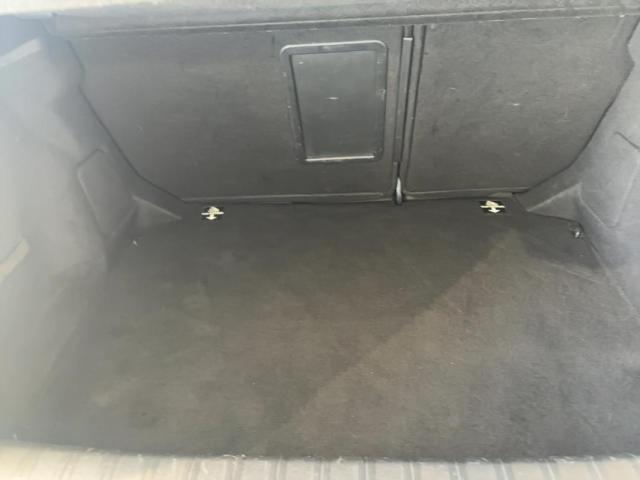 Peugeot 308 image 2