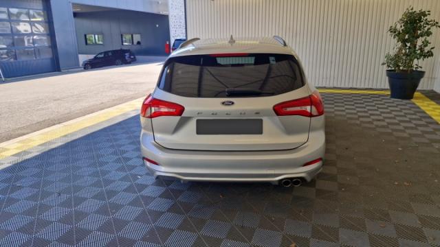 Ford Focus image 2