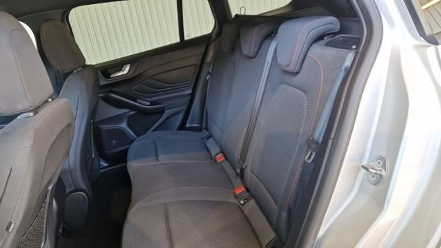 Ford Focus image 7