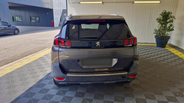 Peugeot 5008 image 3