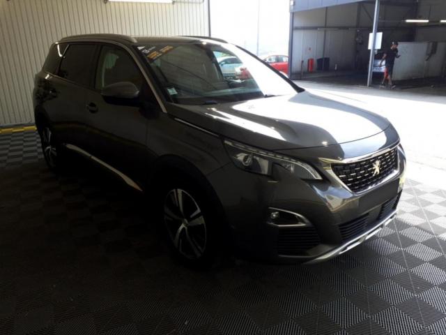 Peugeot 5008 image 9