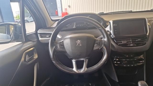 Peugeot 2008 image 1