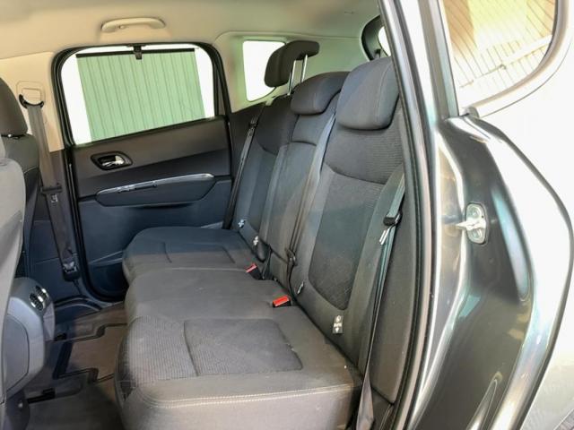 Peugeot 3008 image 3