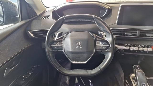 Peugeot 5008 image 3
