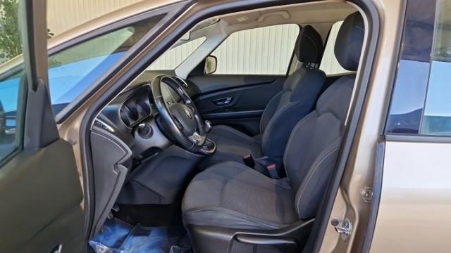 Renault Scénic image 2