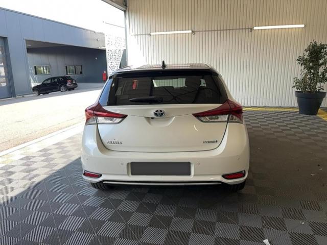 Toyota Auris image 5
