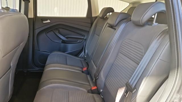 Ford Kuga image 3