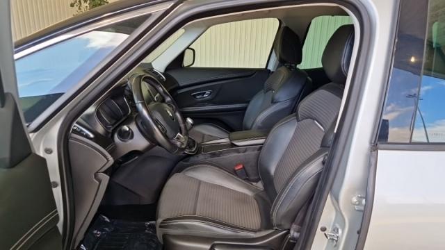 Renault Scénic image 2