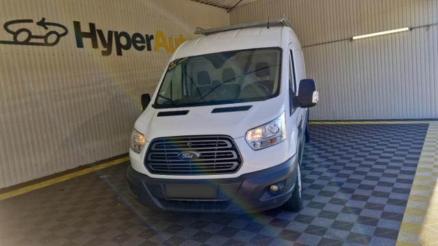 Ford Transit image 4