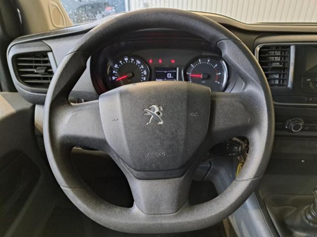 Peugeot Expert Combi image 2