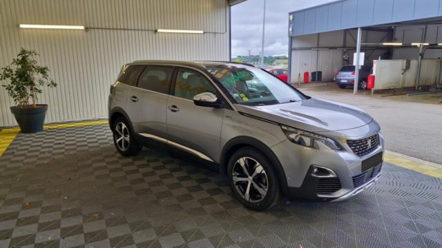 Peugeot 5008 image 6