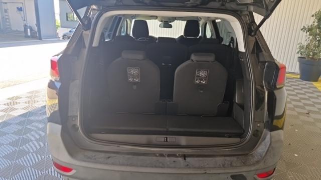 Peugeot 5008 image 4