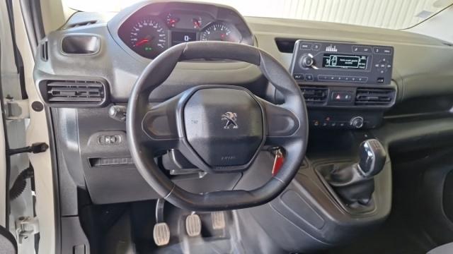 Peugeot Partner image 7