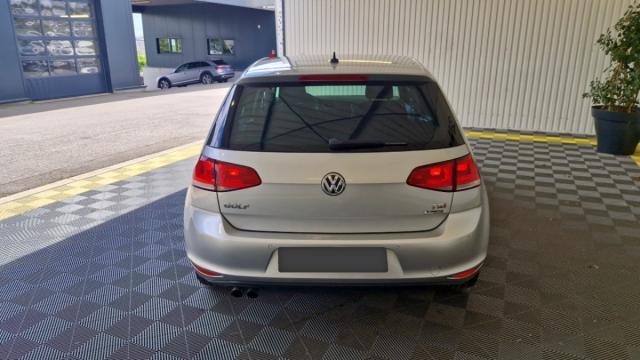 Volkswagen Golf image 8
