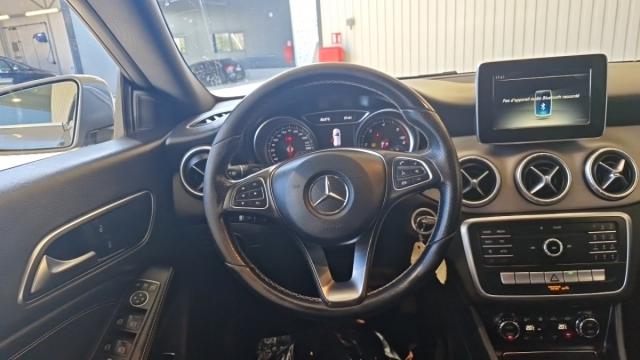 Mercedes Benz Cla Shooting Brake image 6