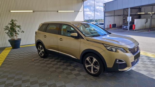 Peugeot 5008 image 5