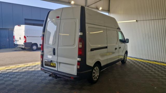 Renault Trafic image 7