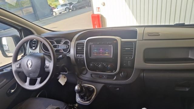 Renault Trafic image 4