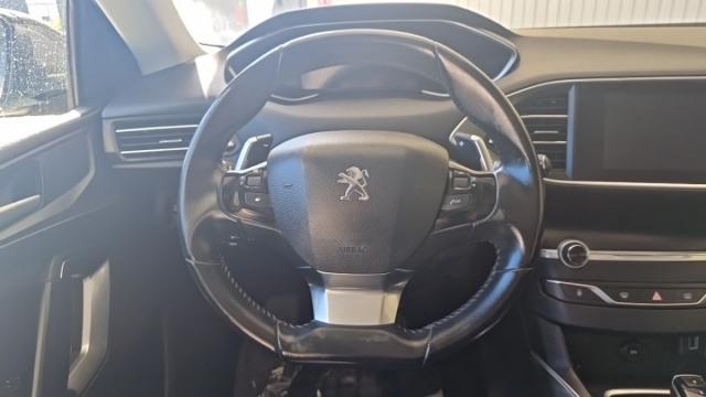 Peugeot 308 image 1