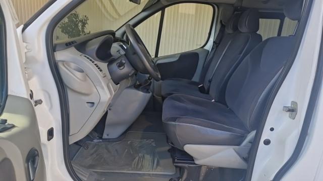 Renault Trafic image 1