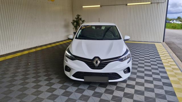 Renault Clio image 8