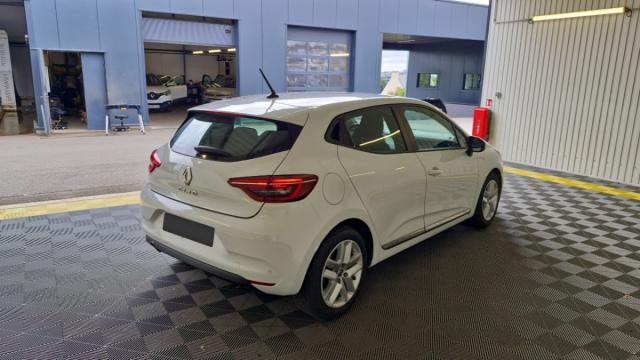 Renault Clio image 2