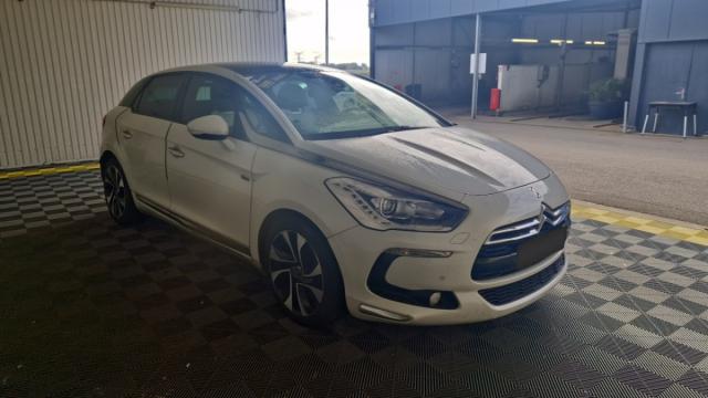 Citroen Ds5 image 9