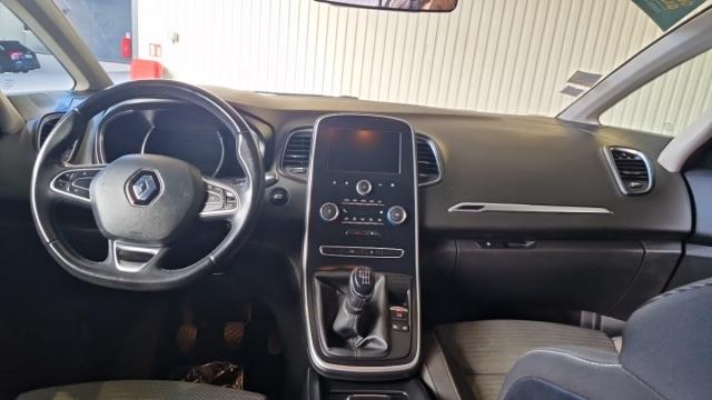 Renault Grand Scénic image 1