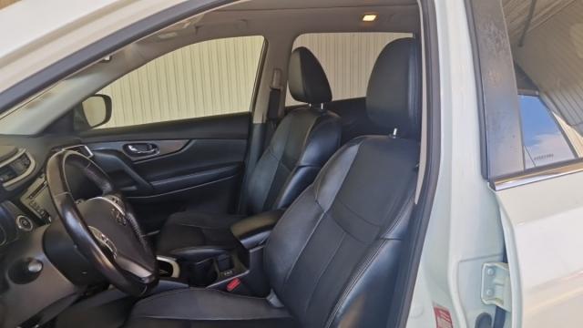 Nissan X-Trail image 1