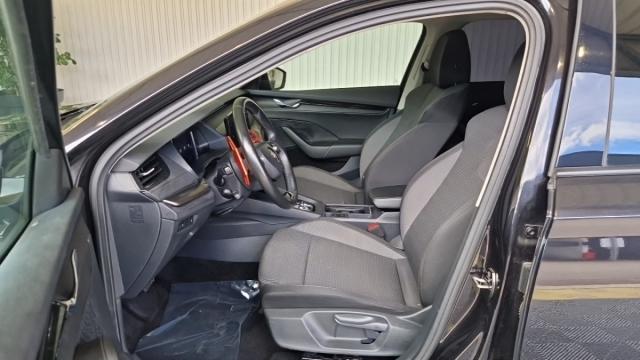 Skoda Octavia image 6