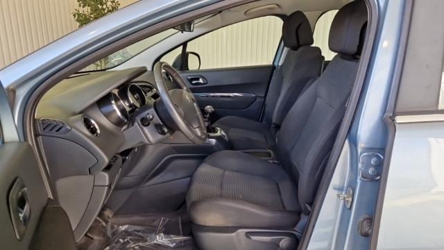 Peugeot 5008 image 6