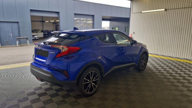 Toyota C-Hr image 3