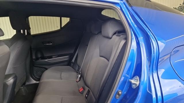 Toyota C-Hr image 7