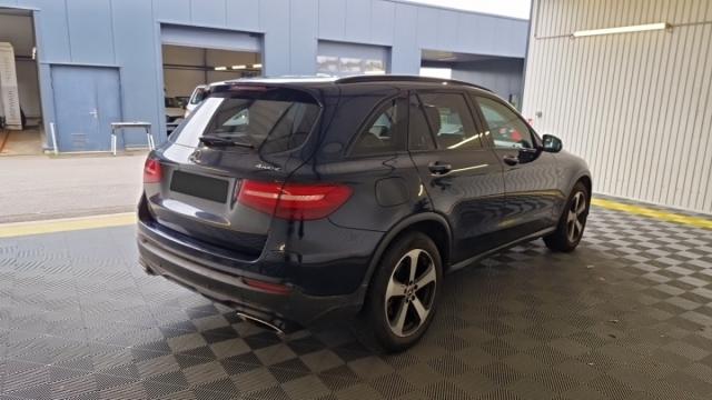Mercedes Benz Glc image 3