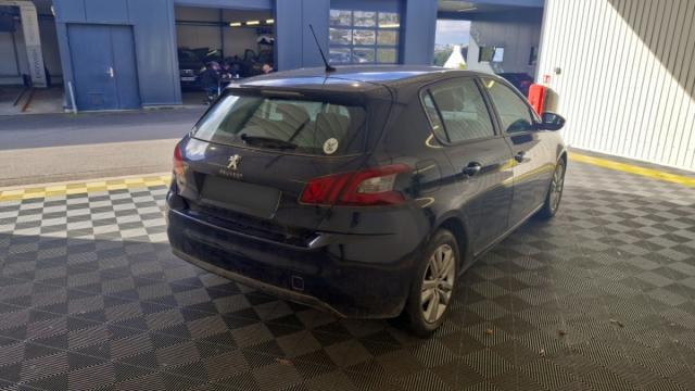 Peugeot 308 image 8