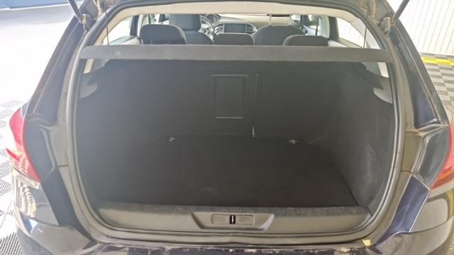Peugeot 308 image 3